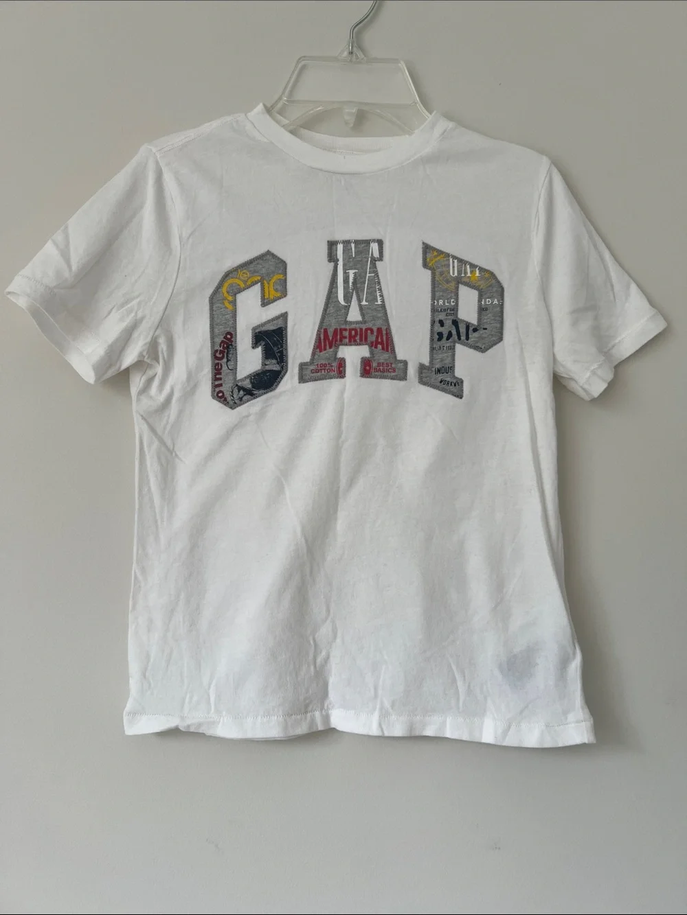 GAP White Short Sleeve Logo Tee with Gray and Multicolor Lettering